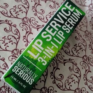 Lip service 3 in 1 Lip serum